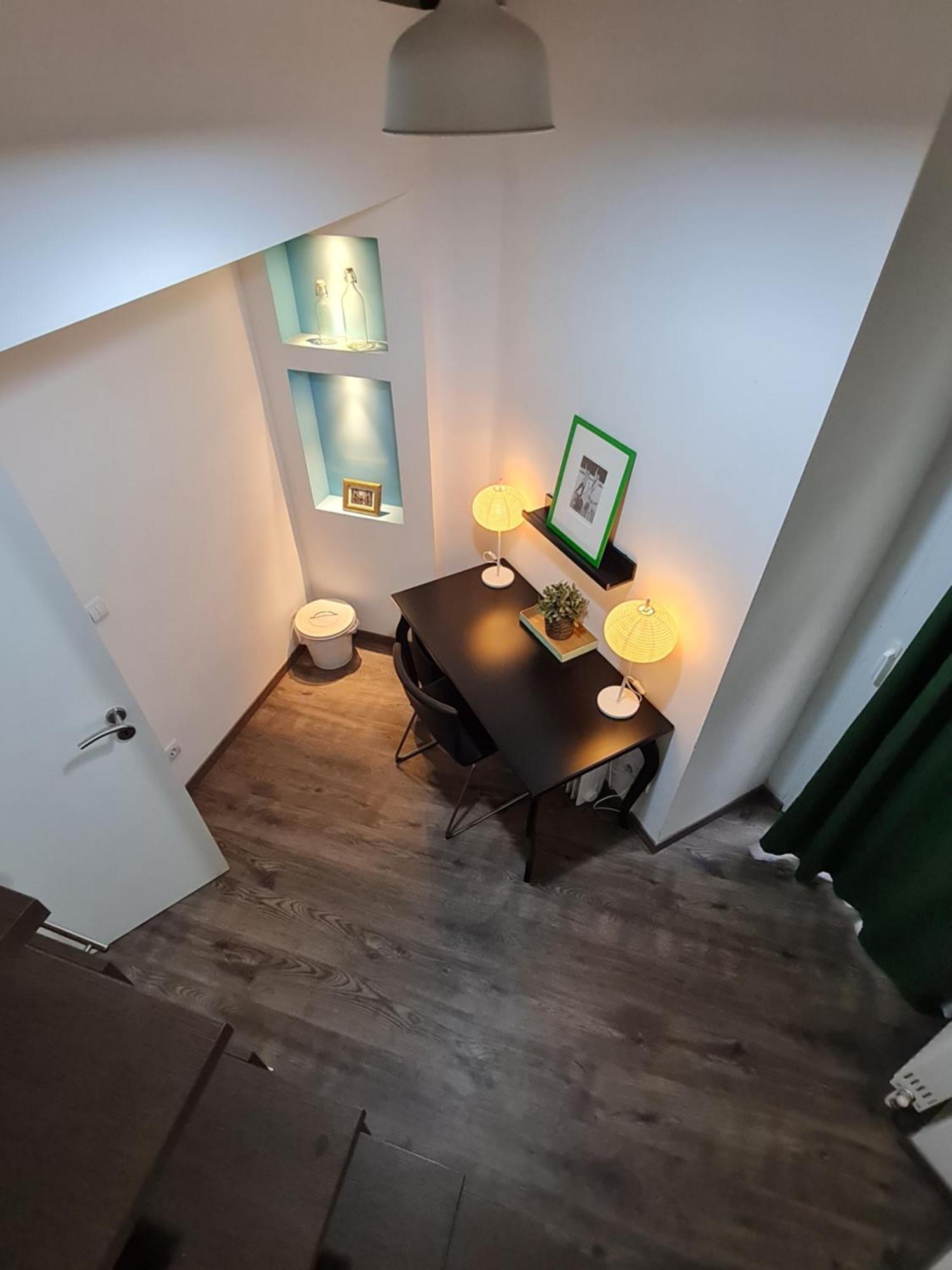 Turquoise Lofts Apartment Budapest Bilik gambar